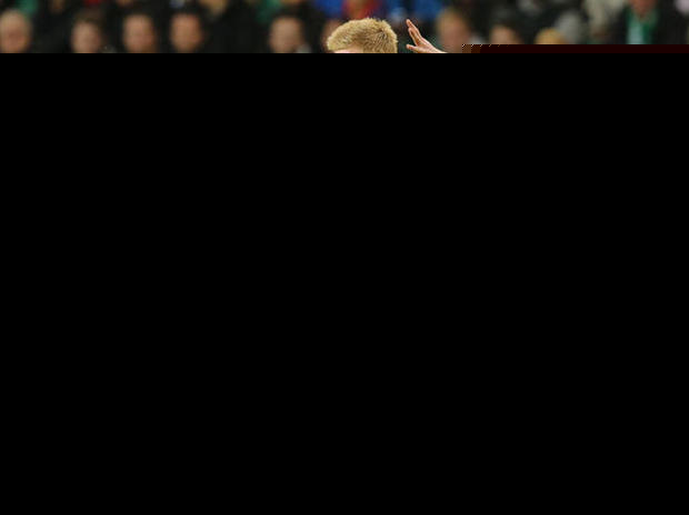  沃尔夫斯堡定位球战术奏效，头球攻门连下两城